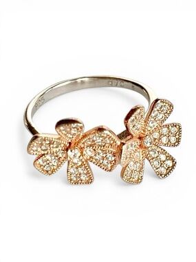 Sterling Silver 925 Rose Gold Plated Crystal Daisy Flowers Ring Size 8